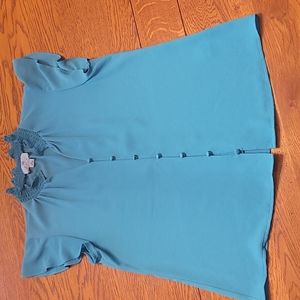 CeCe Flutter Sleeve Button Crepe Blouse